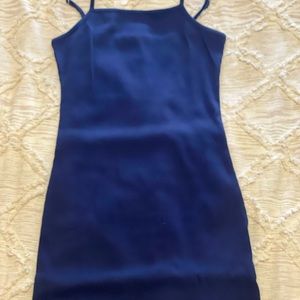 Women’s VENUS ribbed navy blue size medium bodycon dress.